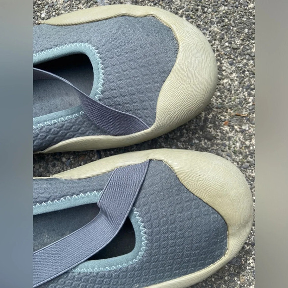 Keen Roatan Neoprene Mary Jane Water Shoes Sz 11 - Picture 2 of 8